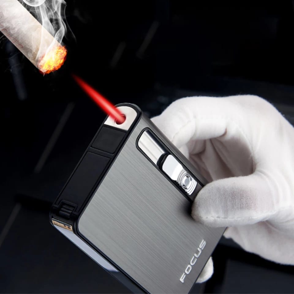 Focus Fancy Cigarette Case with Gas Lighter