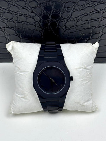 Arabic Aura Watch – Elegant Black Wristwatch with Arabic Numerals in Just Rs 1399
