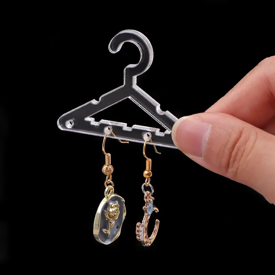 Mega Sale Offer - Imported Clear Acrylic Hanging Earing Display Jewelry Showing Case Earring Organizer Holder Trendy & Luxurious Rs 799